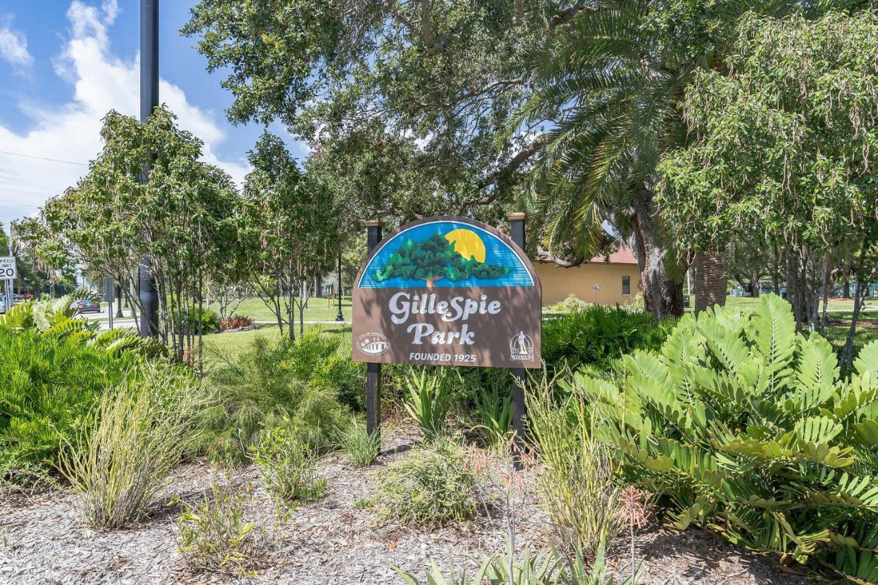 Downtown Single Family Modern Bungalow Close To Beaches And Dining Home Sarasota Exterior foto